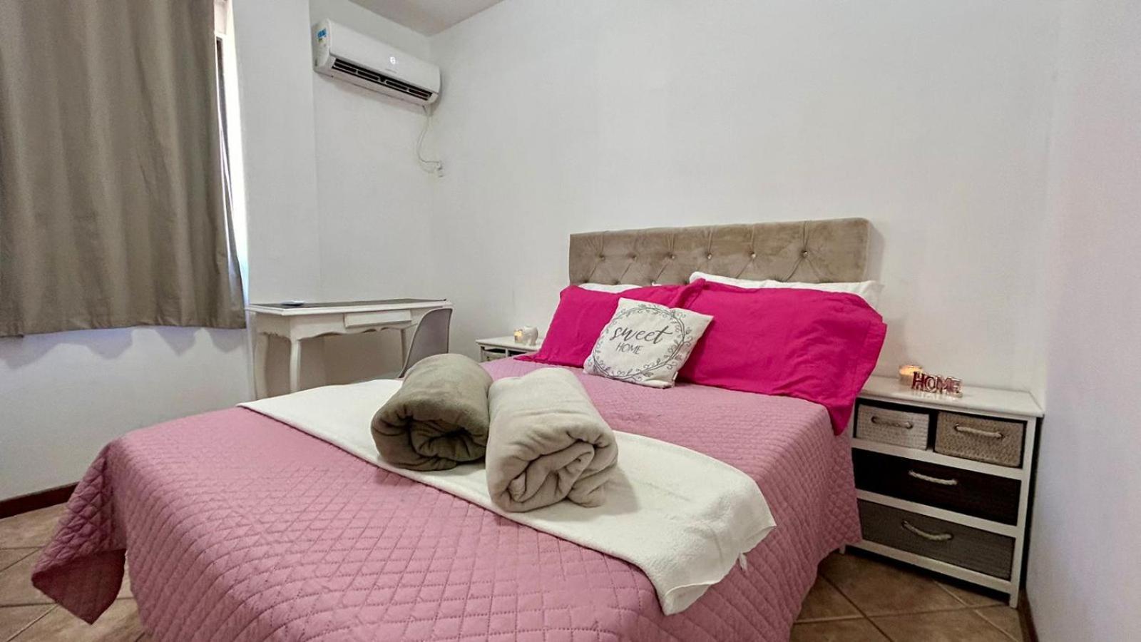 Bombas/ Bombinhas, A 50M Do Mar, Apartamento 2 Quartos, Com Churrasqueira Na Sacada, Ar E Wi-Fi Exterior foto