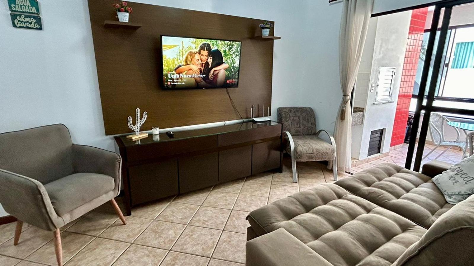 Bombas/ Bombinhas, A 50M Do Mar, Apartamento 2 Quartos, Com Churrasqueira Na Sacada, Ar E Wi-Fi Exterior foto